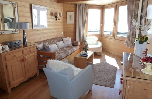 Val-d'Isere Apartment | It is a 36-sq.m flat where can accommodate 4 people.