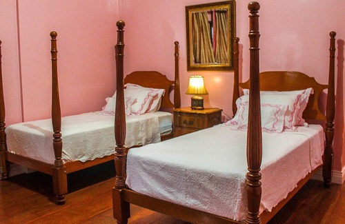 Malitbog House | It is a perfect place from which to explore the Sogod Bay's rich dive sites.