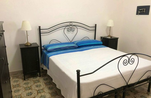 Marina di Mancaversa Villa | Homerez - Big villa for 11 ppl. with terrace at Marina di Mancaversa-Giannelli