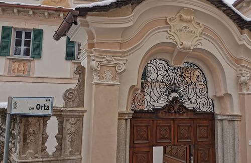 Corconio Villa | Villa Bonola, built in 1679, sleeps 14, beach 10 min.