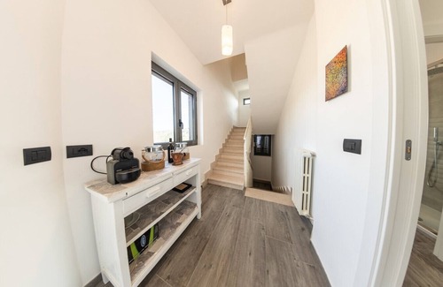 San Mango sul Calore Villa | Ville Petrara: villa with pool and spa in the vineyards