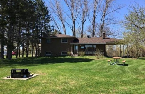 Front of Yonge House | It's the place to be . looking to kick back and just enjoy a break