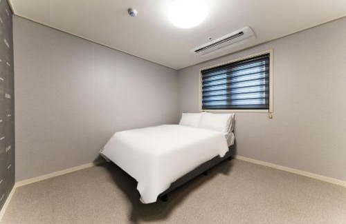 Paldal-gu Hotel | It's W