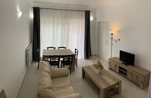 Santa Caterina Dello Ionio Marina Apartment | New apartment (2021) spacious for 7 people and within walking distance to the sea