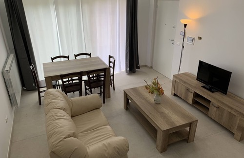 Santa Caterina Dello Ionio Marina Apartment | New apartment (2021) spacious for 7 people and within walking distance to the sea