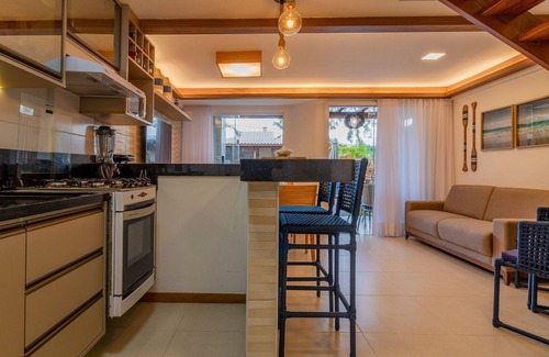 Itacimirim Apartment | IT20 Triplex 4 Suites 350m from Praia do Surf - Itacimirim