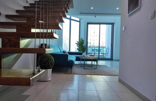 Bouvet Island Apartment | Italian Loft with Jacuzzi Near Lake