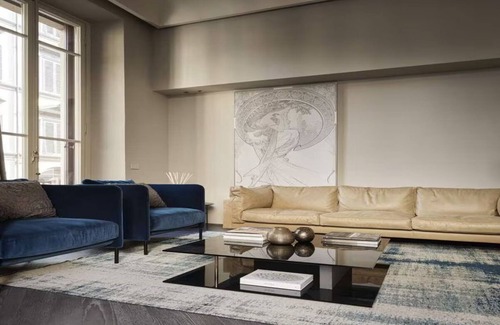 Duomo Apartment | ITALIAN LUXURY WITH TOP OF THE LINE AMENITIES IN THE PERFECT SETTING OF DUOMO