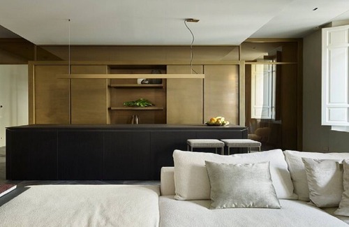 Duomo Apartment | ITALIAN LUXURY WITH TOP OF THE LINE AMENITIES IN THE PERFECT SETTING OF DUOMO