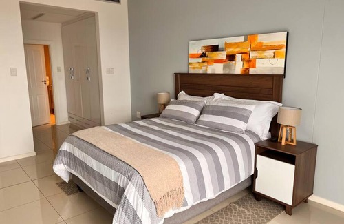 Gaborone Apartment | iTowers luxurious 1-Bedroom apartment- 15th Floor