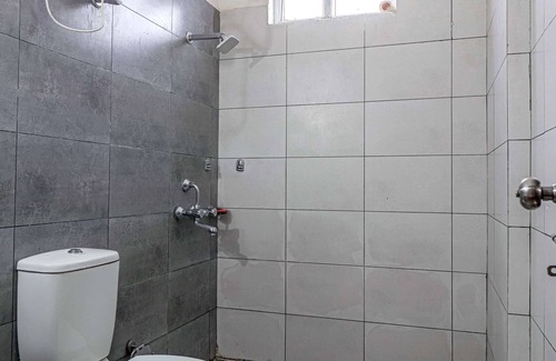 Shyamkhet Cottage | IVA 1 BHK - w/Wi-Fi, Kitchen, Food, Balcony, Garden