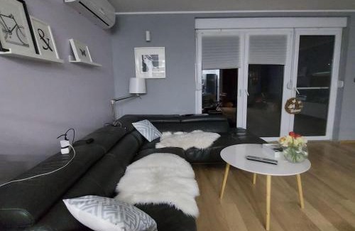 Aljmas House | Ivančica