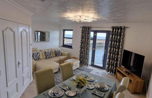 Kirkcaldy Apartment | Ivianna Wharf