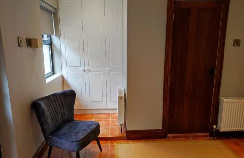 Claddagh House | Ivy House