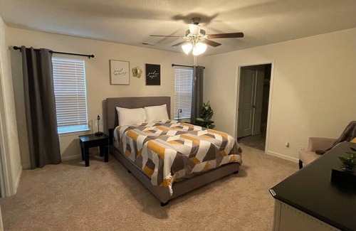 Clinton House | Ivy Manor Summary: Br