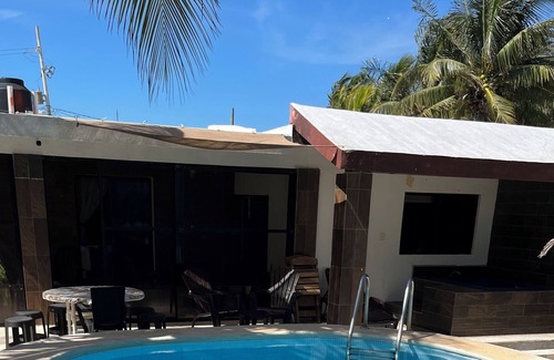 Telchac Puerto House | Ixpa-hu in Telchac Puerto, house with pool facing the sea