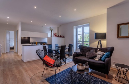 Biarritz Apartment | IZOKINA KEYWEEK 2 bedroom Apartment in Biarritz