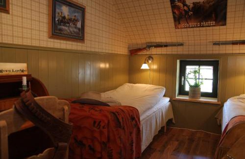 Hinneryd House | J A Ranch Bed & Breakfast