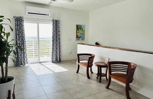 Green Cay Apartment | J&B’s Oceanview- Sleep 6