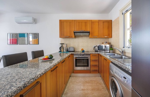 Aphrodite Hills House | J1 Holiday House Adjacent to Aphrodite Hills