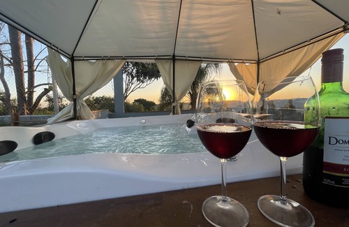 Pilar Do Sul Cottage | Jacuzzi 40 Graus, com Vista Para o Vale!