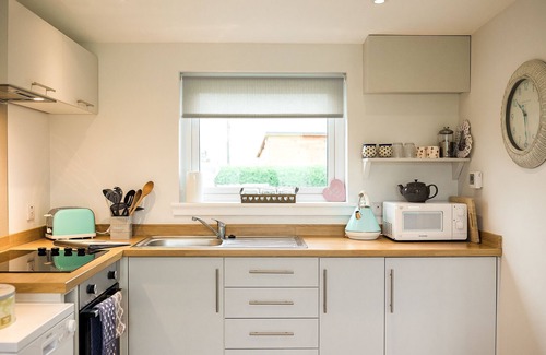 Gatehouse-of-Fleet Cottage | Jacks Hideaway - a pod that sleeps 2 guests in 1 bedroom