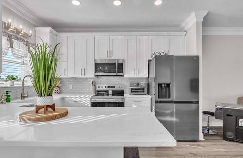 Starkville House | Jack’s Junction On The Water- Hail State!n4 Bedrooms/Sleeps 12