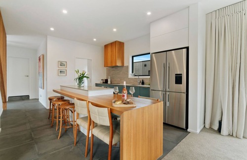 Kawarau Falls House | Jacks Point Family Retreat - Jacks Point Home