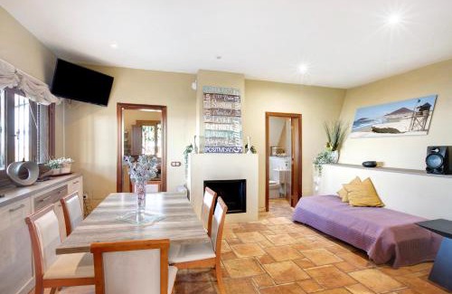 La Mancha House | Jacuzzi comfort Sea views stay