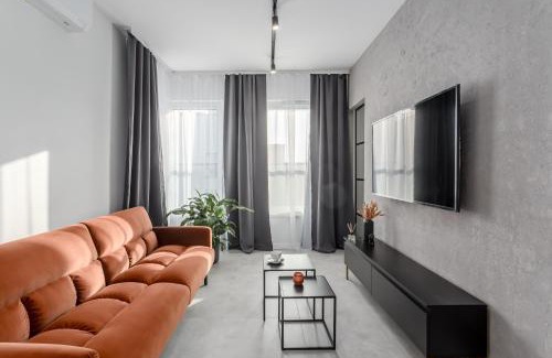 Targowek Apartment | Jacuzzi Hideout - Warsaw private terrace - Free Parking
