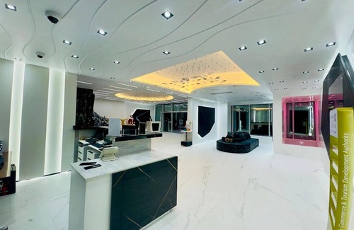 Sharjah House | Jacuzzi King Bliss | Royal Tulip Vibes