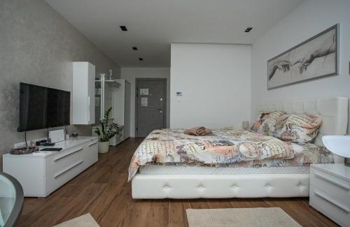 Subotica Apartment | Jacuzzi Lux Apartman