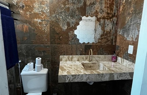 Boa Viagem Apartment | Jacuzzi + Spacious 5-bedroom in charming Boa Viagem Recife
