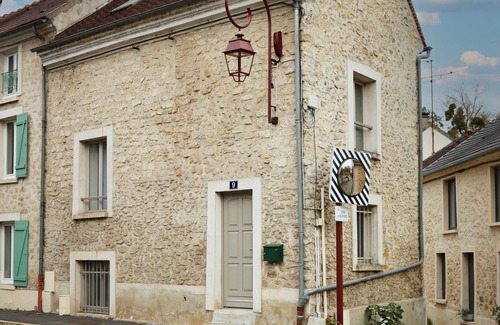 Chaumontel House | JAD'OR - TOWNHOUSE INDEPENDENT 14 mm CHANTILLY 20m and ROISSY CDG and NEAR PARIS
