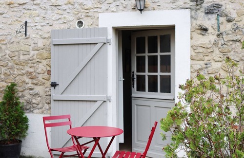 Chaumontel House | JAD'OR - TOWNHOUSE INDEPENDENT 14 mm CHANTILLY 20m and ROISSY CDG and NEAR PARIS