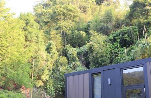 Dahu House | Jade in the Wilderness 1