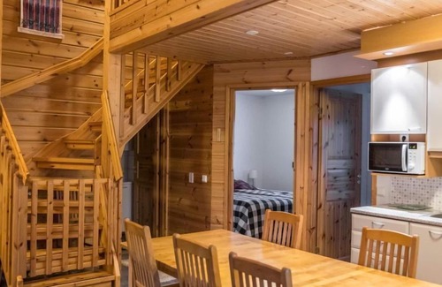 Akaslompolo House | Jahtikaltio 3 by Interhome