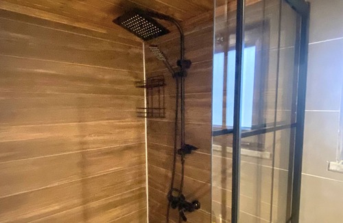 Kocaali Cottage | Jakuzili ve Geniş Bahçeli Tiny House