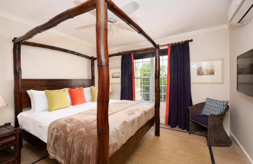 Tower Isle Apartment | Jamaica Time Driftwood at Sea Palms 3BR 3BA Condo in Ocho Rios with Pool and Beach Front with Views ONLY 10 Mins from Ochi Intl Airport Direct flight from Miami