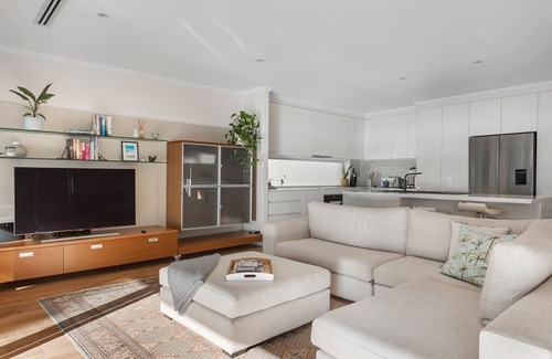 Kings Point House | James Cres 52 Kings Point