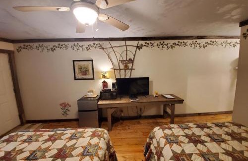 Jamesport Hotel | Jamesport Inn