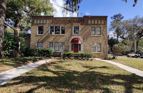 Avondale Apartment | Jamestown in the Heart of Avondale close to downtown Jax