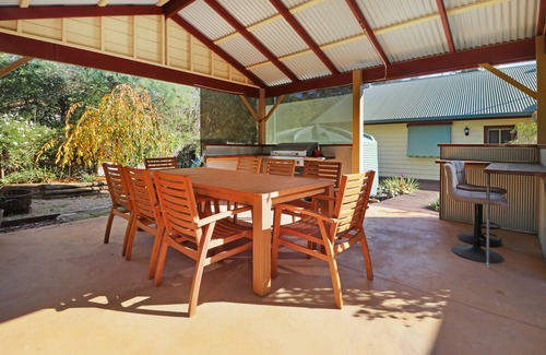 Jamieson House | Jamieson Getaway Minutes to Lake Eildon & Jamieson