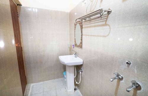 Noida Apartment | Jammin Nest