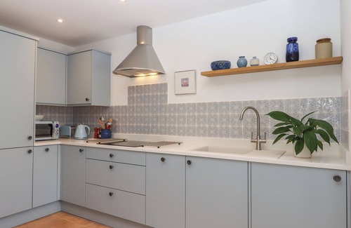 Lympstone Cottage | JAMS, family friendly, with a garden in Lympstone