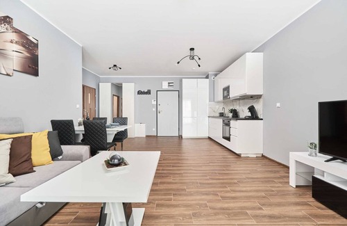 Stare Miasto Apartment | Jana Pawła II 21 | Apartment for 5 | Old Town