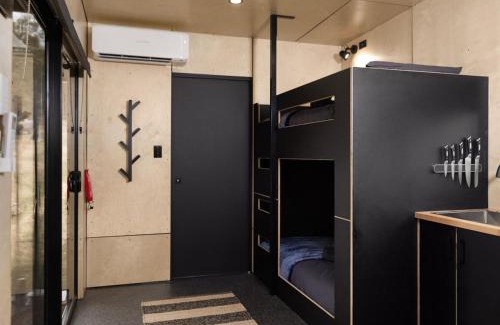 Keysbrook Apartment | Jana the Tiny Cabin in Serpentine