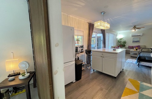 Highlands East House | Jani's Lakeview Cottage, Jani's Lakeview Cottage 12-20 Guest