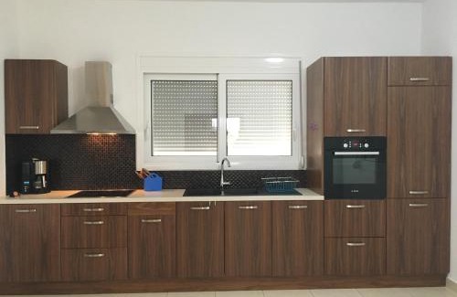 Aipeia House | Janis Home