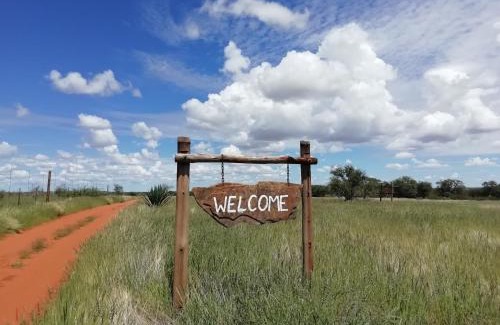 Intu Afrika Kalahari Private Reserve House | Jansen Kalahari Guest Farm